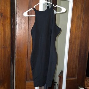 Black bodycon dress